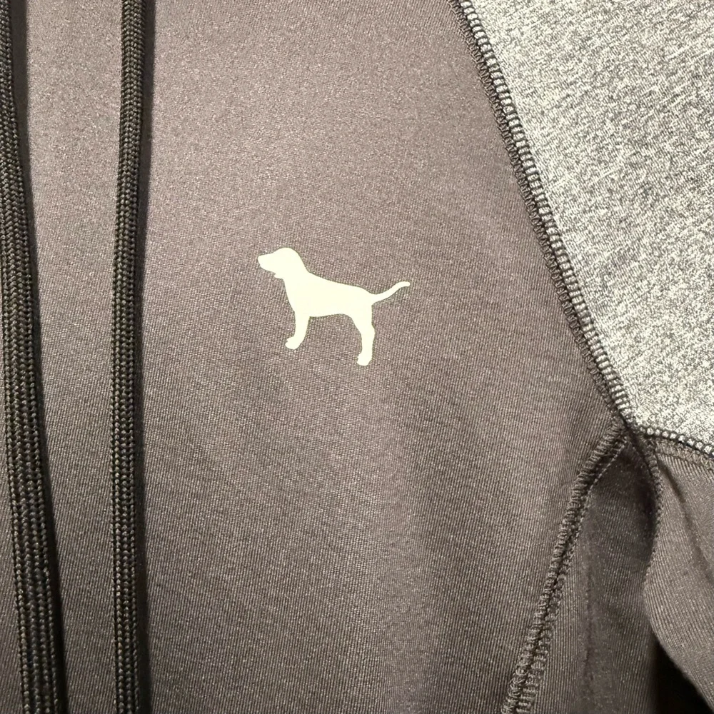 Victoria's Secret Pink‎ Gray Hoodie Sweatshirt